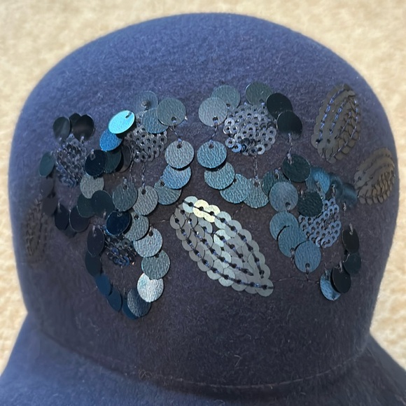 NWOT Tarnish Wool Felt Cloche Hat with Sequin Detail - Picture 2 of 4